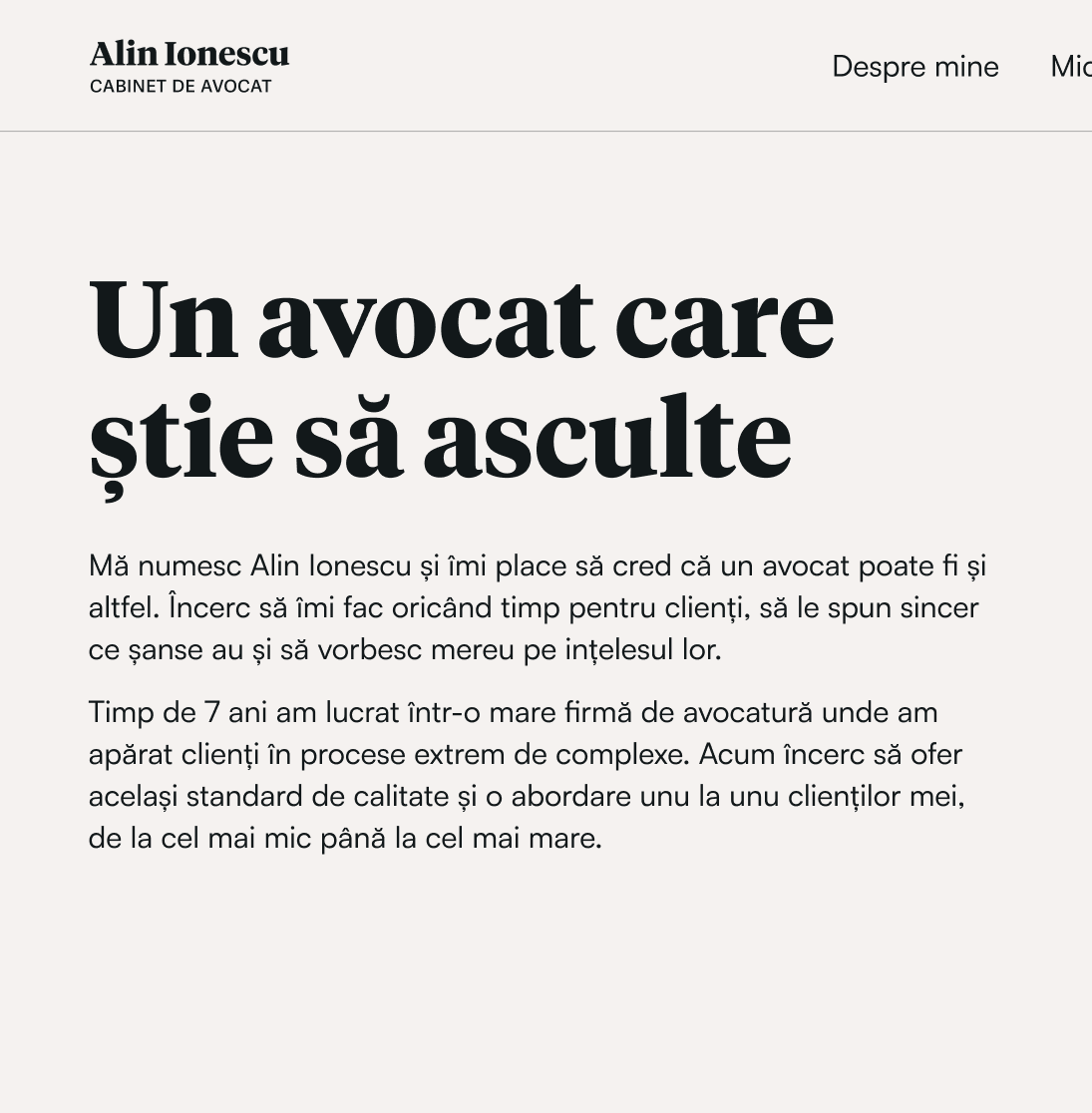 Screenshot: Part of the website's hero with a tagline and a short intro.